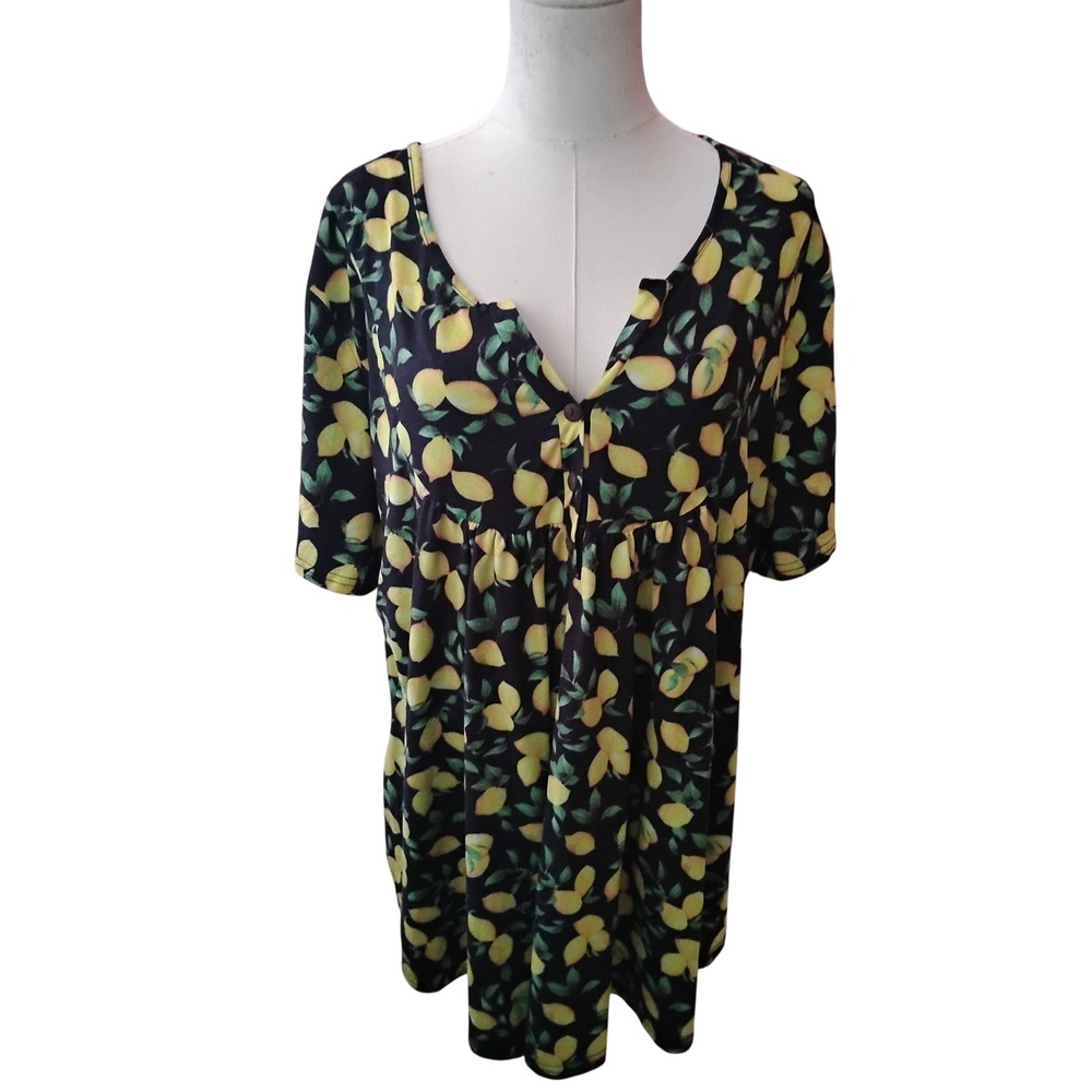 Allegrace Lemon Print Plus Size Top Size 3X